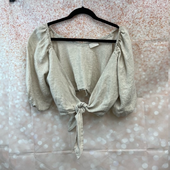 NEW Posse Mia Top in Natural, Knot-detailed Linen Cropped Top - Picture 2 of 10